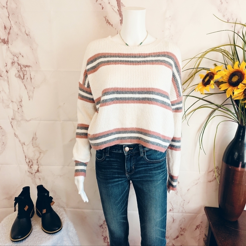 Hazel Moon Striped Sweater L Cream Pink Gray Soft Cozy Cropped Knit - Picture 2 of 7
